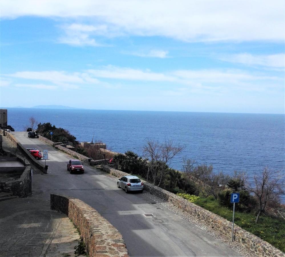 “Cielo E Mare”, Casetta Nel Cuore Del Borgo Antico / “Sky & Sea”, Charming In The Heart Of Old Village Castelsardo Eksteriør billede